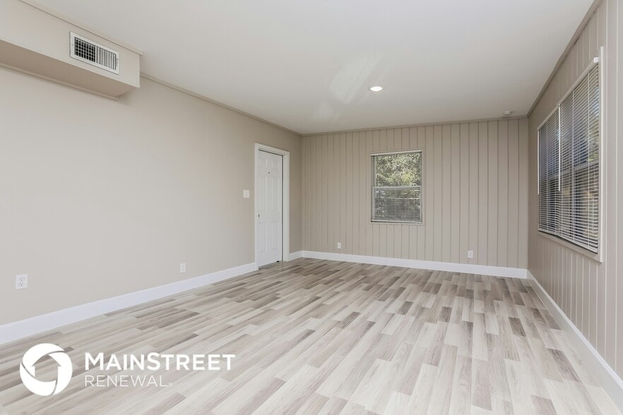 Building Photo - 5203 Montague Pl