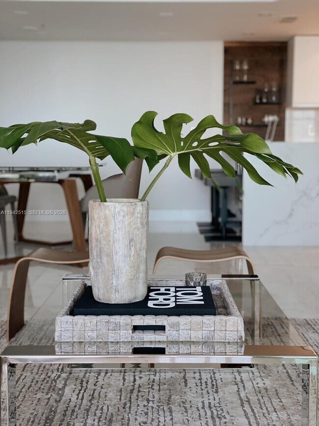 Building Photo - 800 Claughton Island Dr