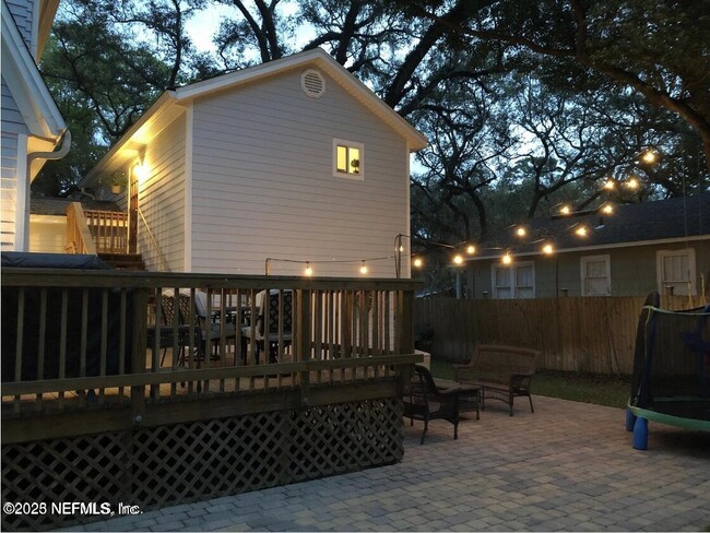 Building Photo - 4257 Longfellow St
