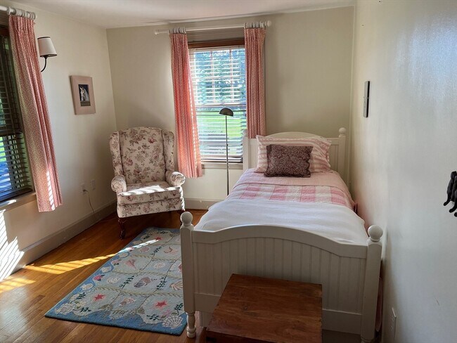 Building Photo - 62 Beach