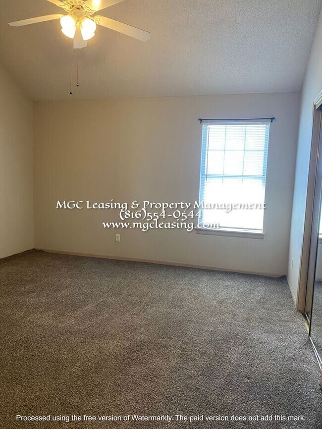 Building Photo - SOUTH GARDEN TOWNHOMES