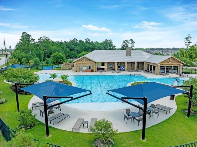 Building Photo - 22096 Volante Dr
