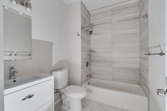 Building Photo - Newly Renovated Temple Apartments