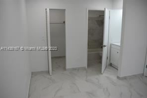 Building Photo - 2 br, 2.5 bath House - 6201 SW 138th Ct