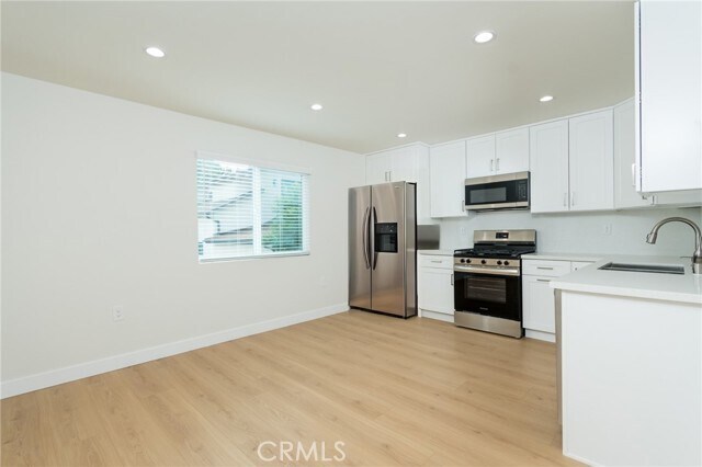 Building Photo - 4627 La Crescenta Ave