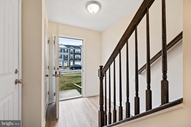 Building Photo - 186 Cadbury Dr