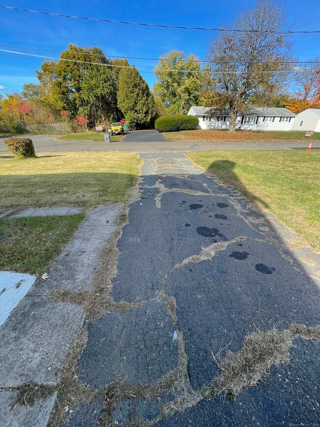 Building Photo - 31 Francis Ave