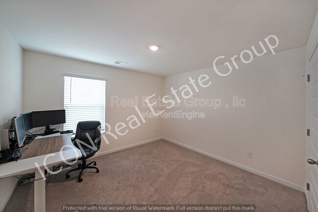 Building Photo - 3349 English Elm Wy