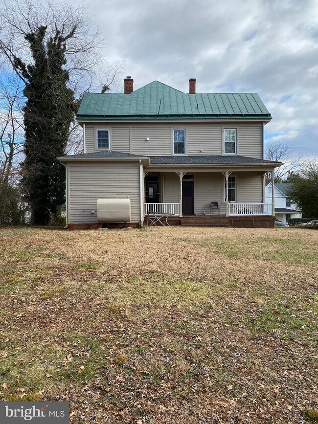 Building Photo - 196 Belleview Ave