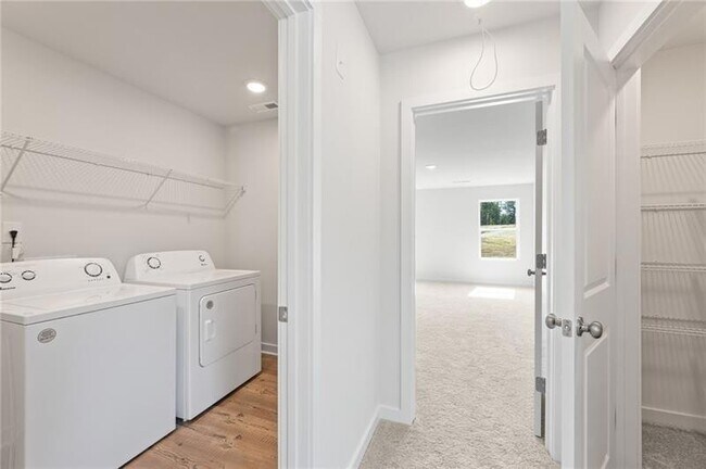 Building Photo - 1707 Harper Lily Ln