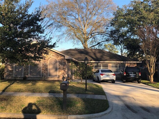 Building Photo - 7407 Riptide Dr