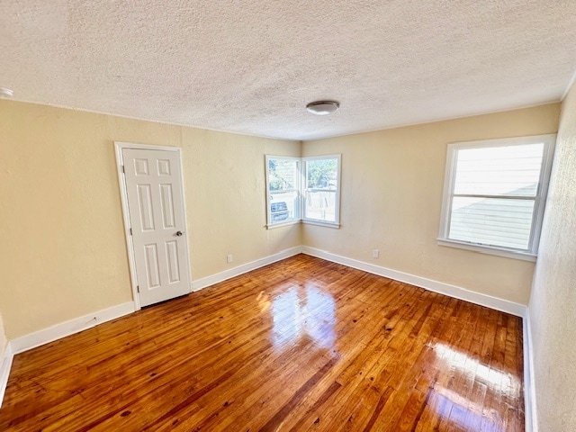Building Photo - 2418 Crill Ave