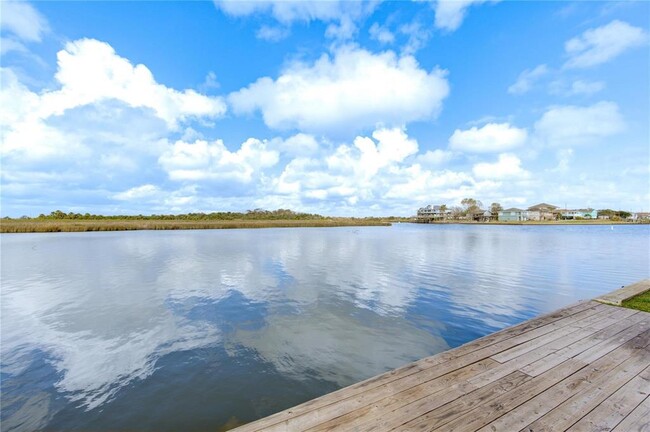 Building Photo - 239 Redfish Dr