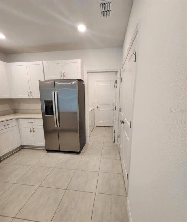 Building Photo - 208 Acorn Rd