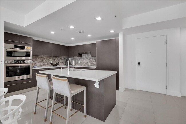 Building Photo - 7751 NW 107th Ave