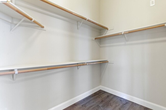 Building Photo - 1067 Somersby Way