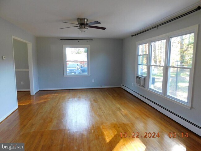 Building Photo - 13341 Latham Ln