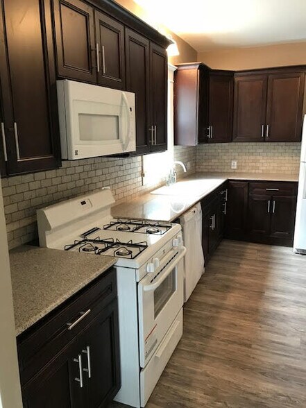 Building Photo - 620 Grant St