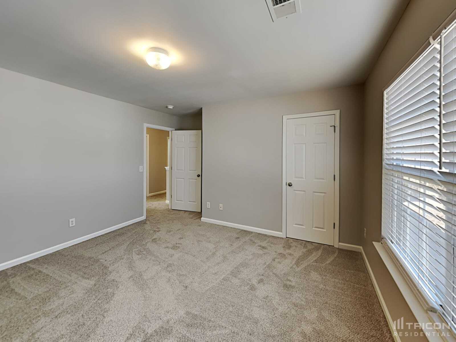 Building Photo - 124 Iron Horse Rd