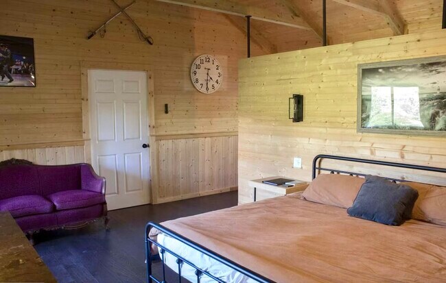 Building Photo - 48 Little Bear Trl