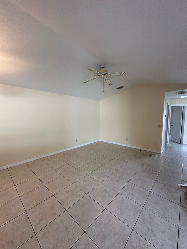 Building Photo - 2BD / 2BA SUNTREE VILLA HOME