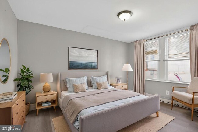 Building Photo - 1640 S 28th St