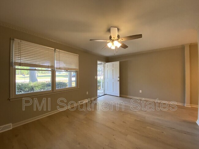 Building Photo - 215 Jonesville Rd