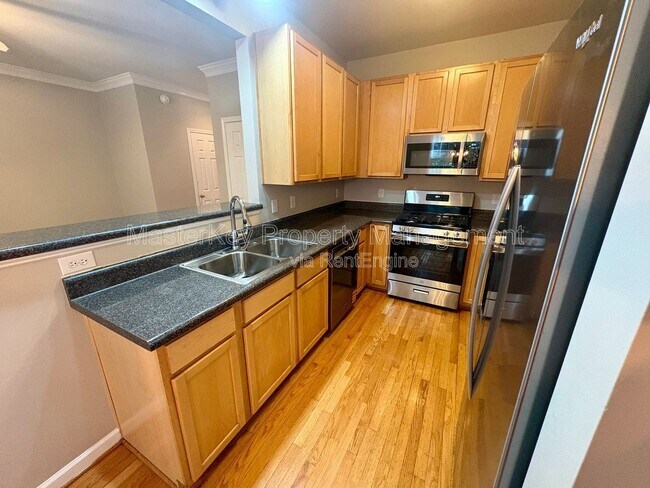 Building Photo - 4506 Treerose Way