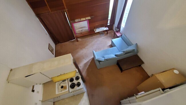 Building Photo - 1 BDRM Kings Run Condo w/ HOA Amenities, V...