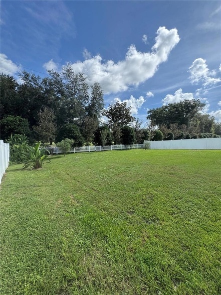 Building Photo - 5515 SE 91st St