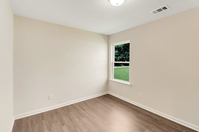 Building Photo - Hartford - Statesboro 3 Bed 2 Bath