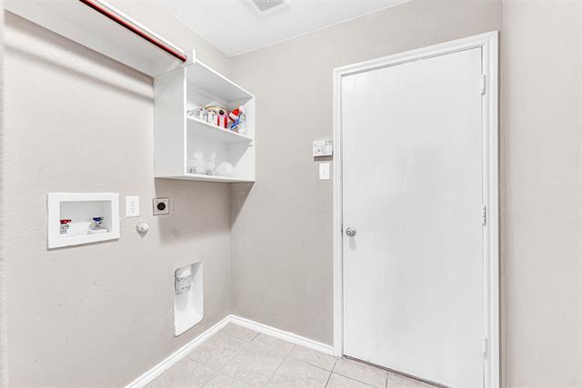 Building Photo - 10059 Wake Bridge Dr