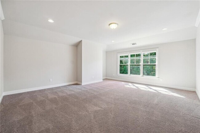 Building Photo - 1330 Atherton Park