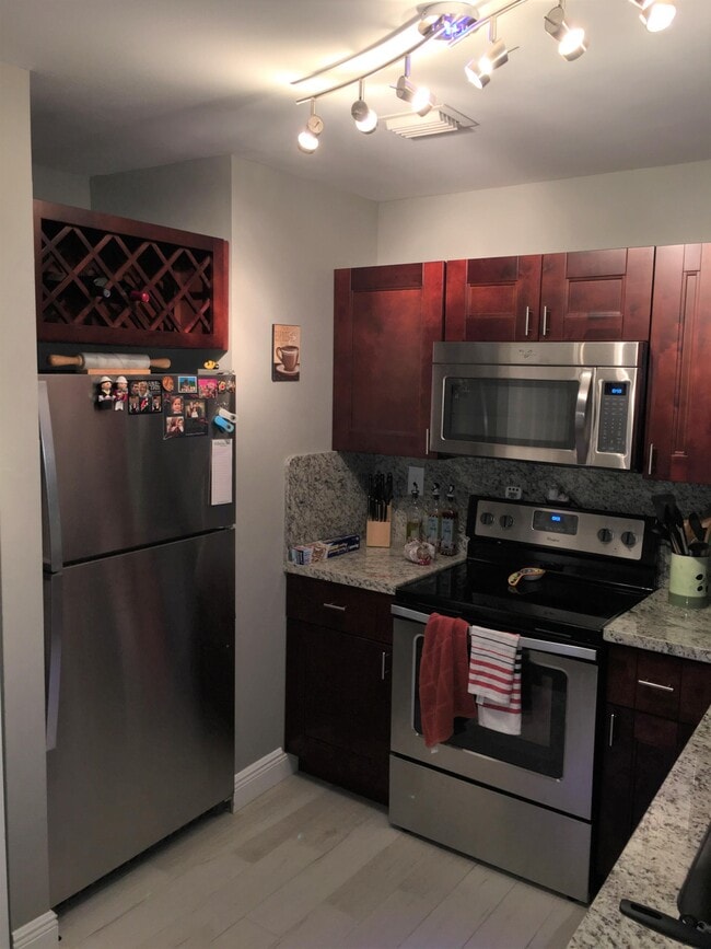 Building Photo - 3429 NW 44th St