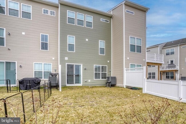 Building Photo - 345 Andrew Ct