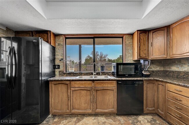 Building Photo - 6975 O'Bannon Dr