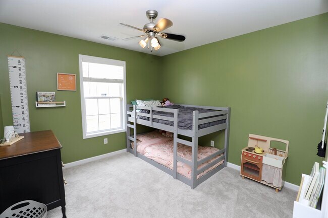 Building Photo - 1116 Waverly Pl Dr