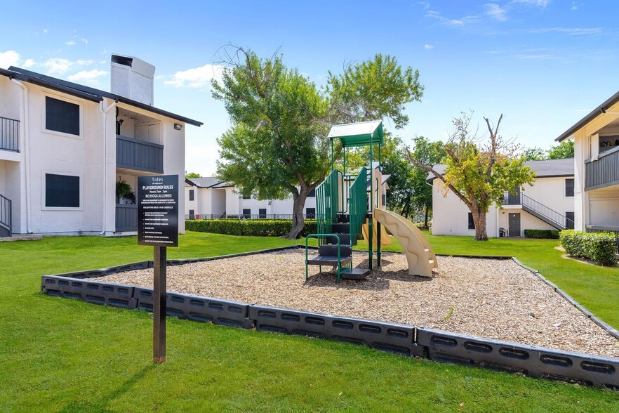 Building Photo - Tides on Timberglen