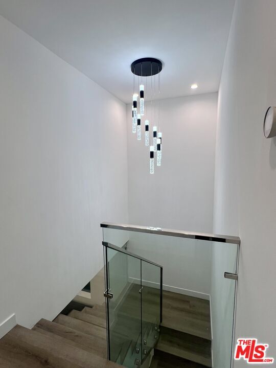 Building Photo - 8854 Cashio St