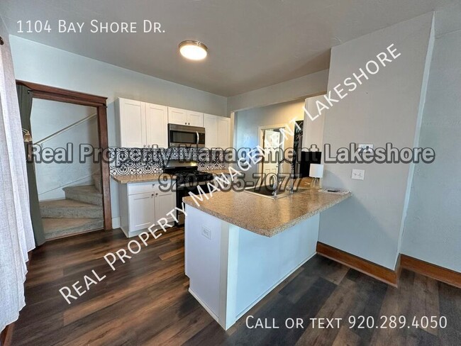 Building Photo - 1104 Bay Shore Dr