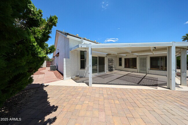 Building Photo - 13507 W Sky Hawk Dr