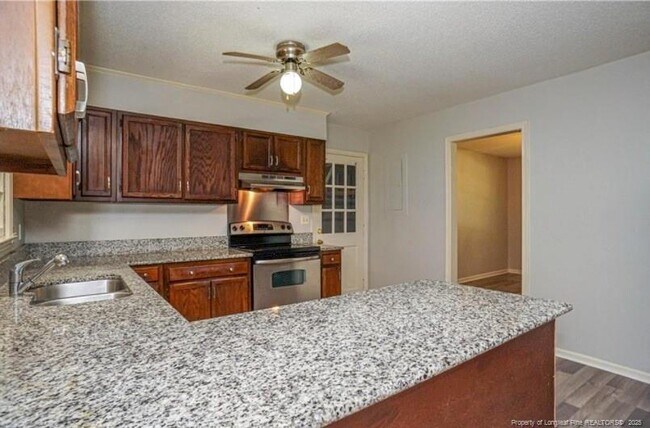 Building Photo - 5765 Dobson Dr