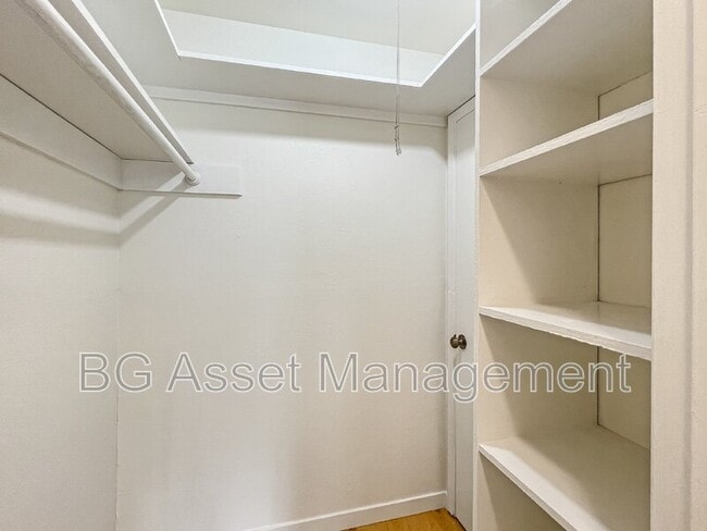 Building Photo - 1574 San Pablo Ave