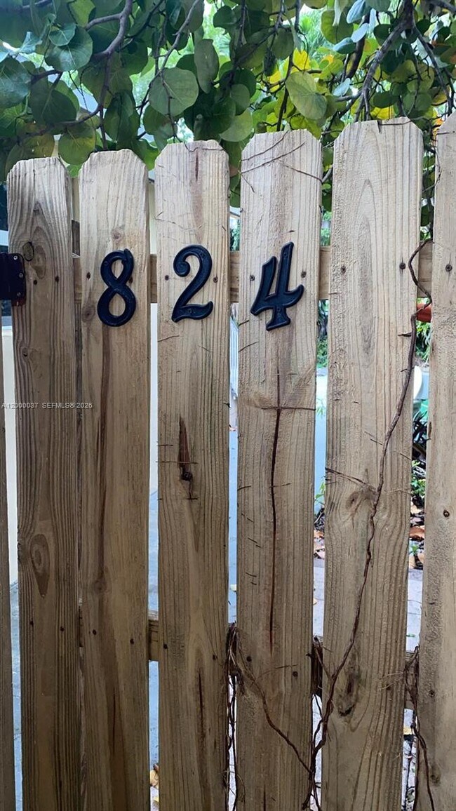 Building Photo - 824 84th St