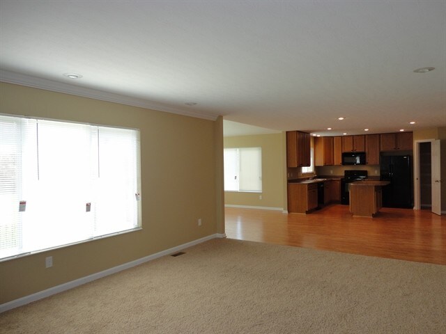 Building Photo - 6607 Thistle Grove