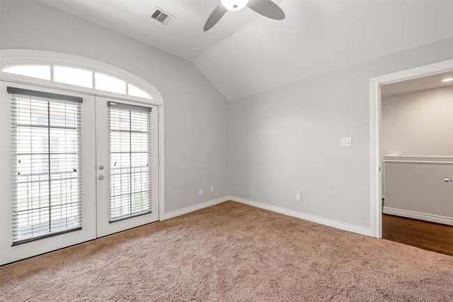 Building Photo - 5950 Kansas St