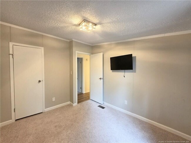 Building Photo - 54 W Tryon Ct