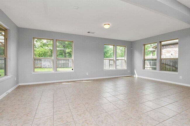 Building Photo - 14018 Harmony Ridge Trl