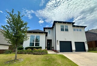 Building Photo - Stunning 4BR/3.5BA Modern Home in Walsh — Available 7/21