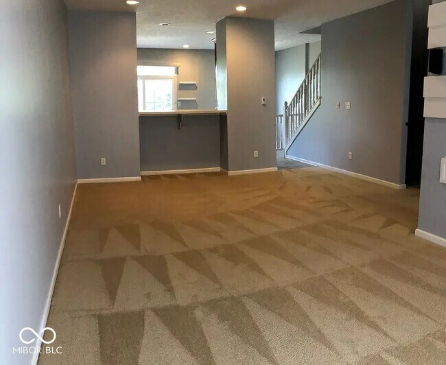 Building Photo - 11715 Anton Dr